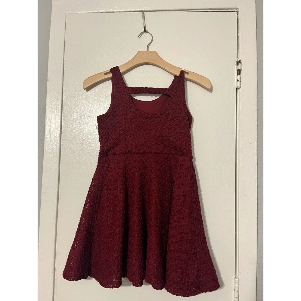 Lily Bleu Girls Burgundy Textured Lace Sleeveless Fit and‎ Flare Dress Size 12